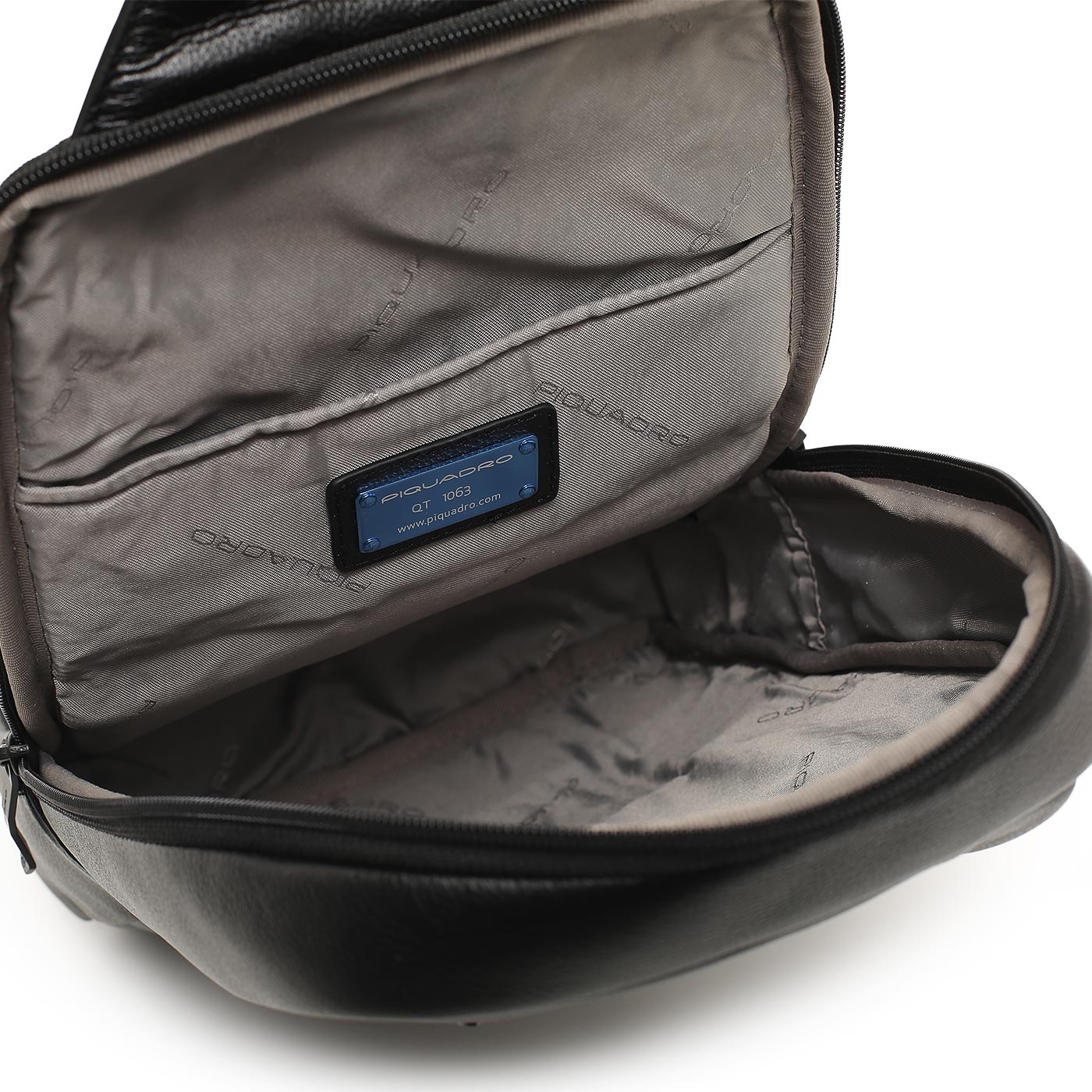 Однолямочный рюкзак Piquadro Russel