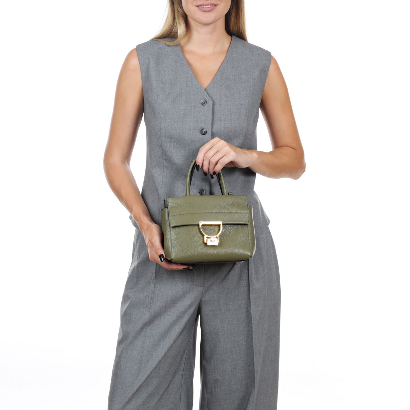 Кожаная сумка Coccinelle Arlettis