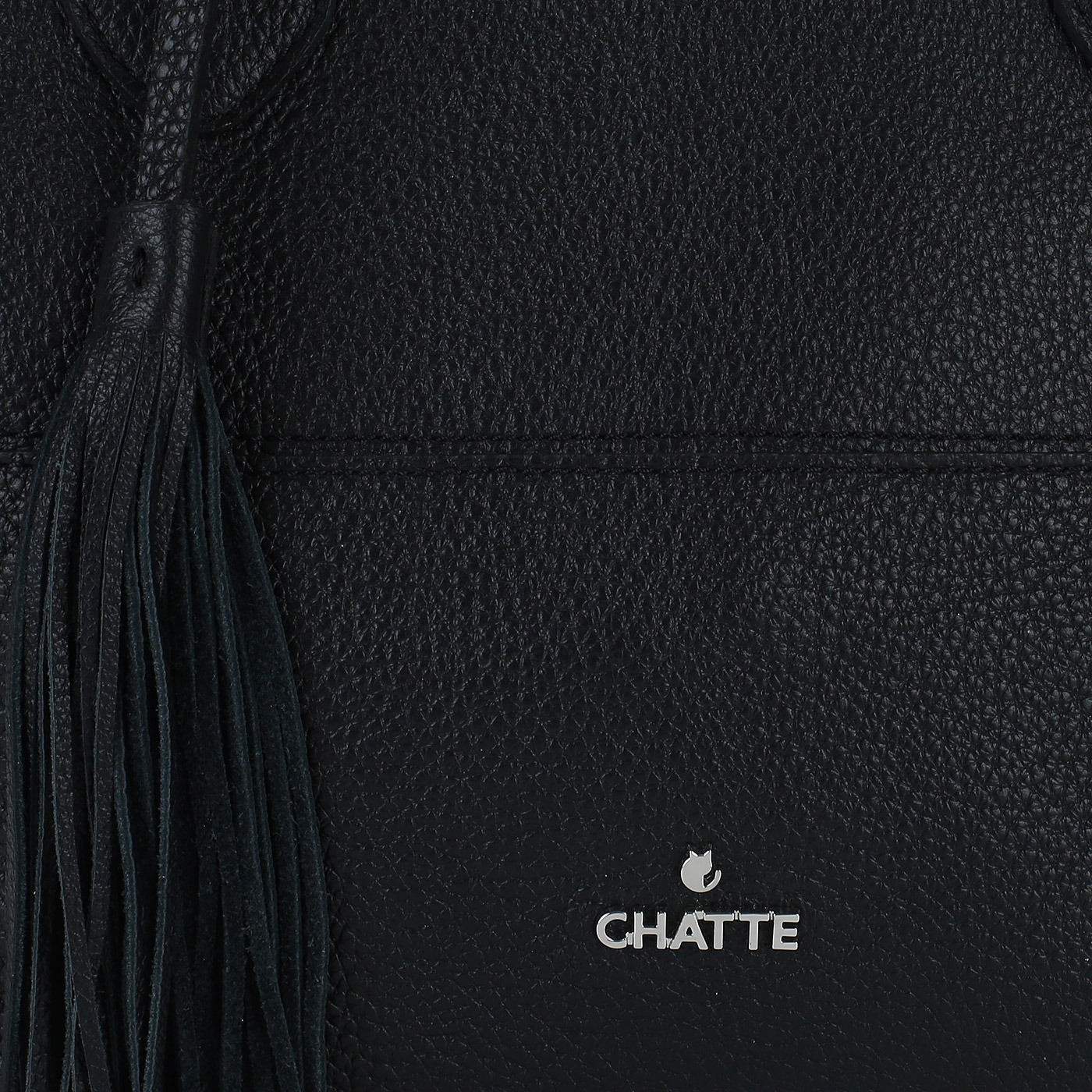 Черная женская сумка из натуральной кожи с ремешком Chatte 