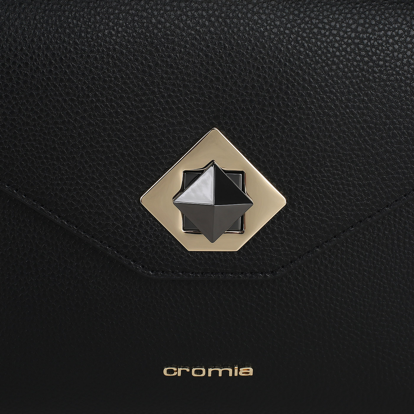 Сумка через плечо с цепочкой Cromia Mina