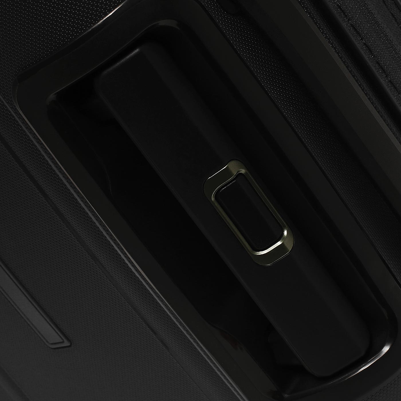 Чемодан средний M из полипропилена Eberhart Link