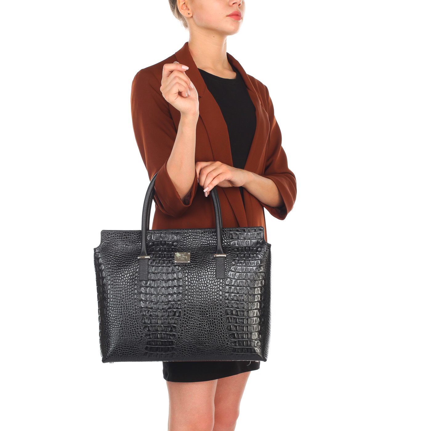 Женская черная сумка с отделкой под крокодиловую кожу Chatte 