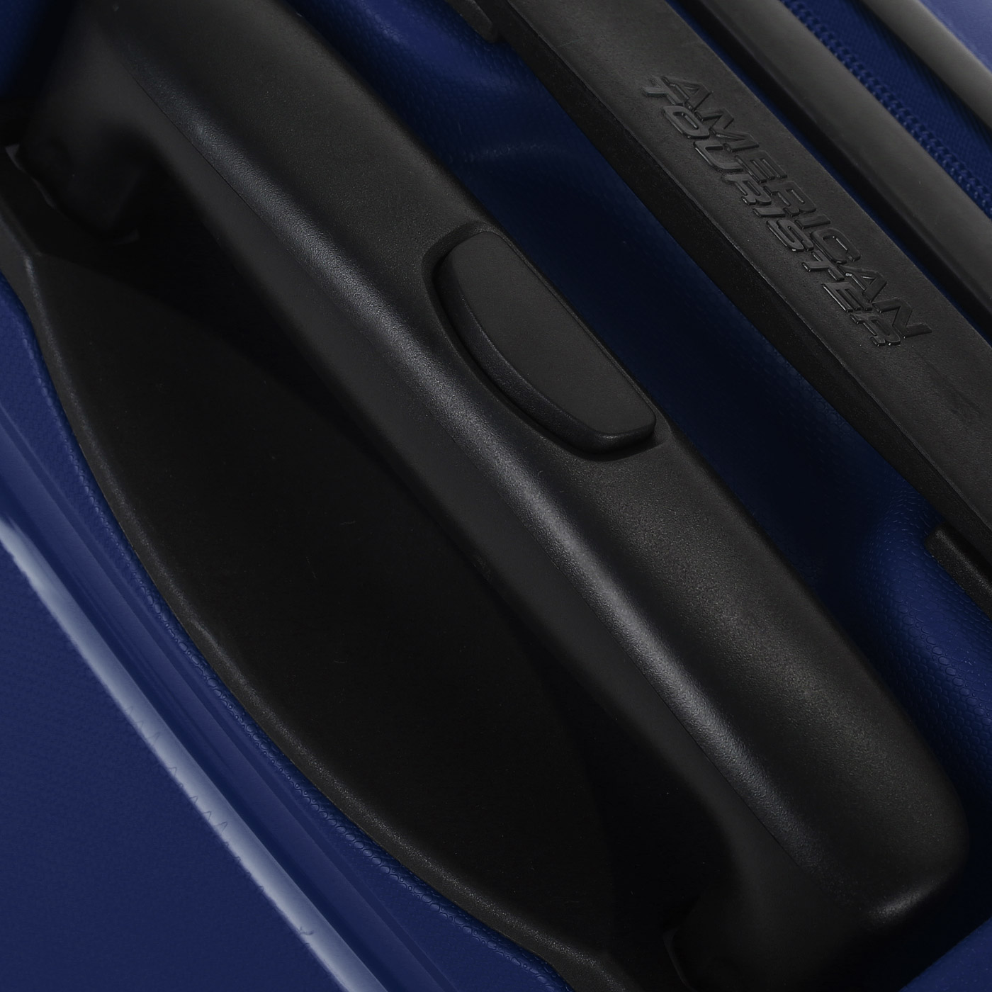 Чемодан American Tourister Bon Air