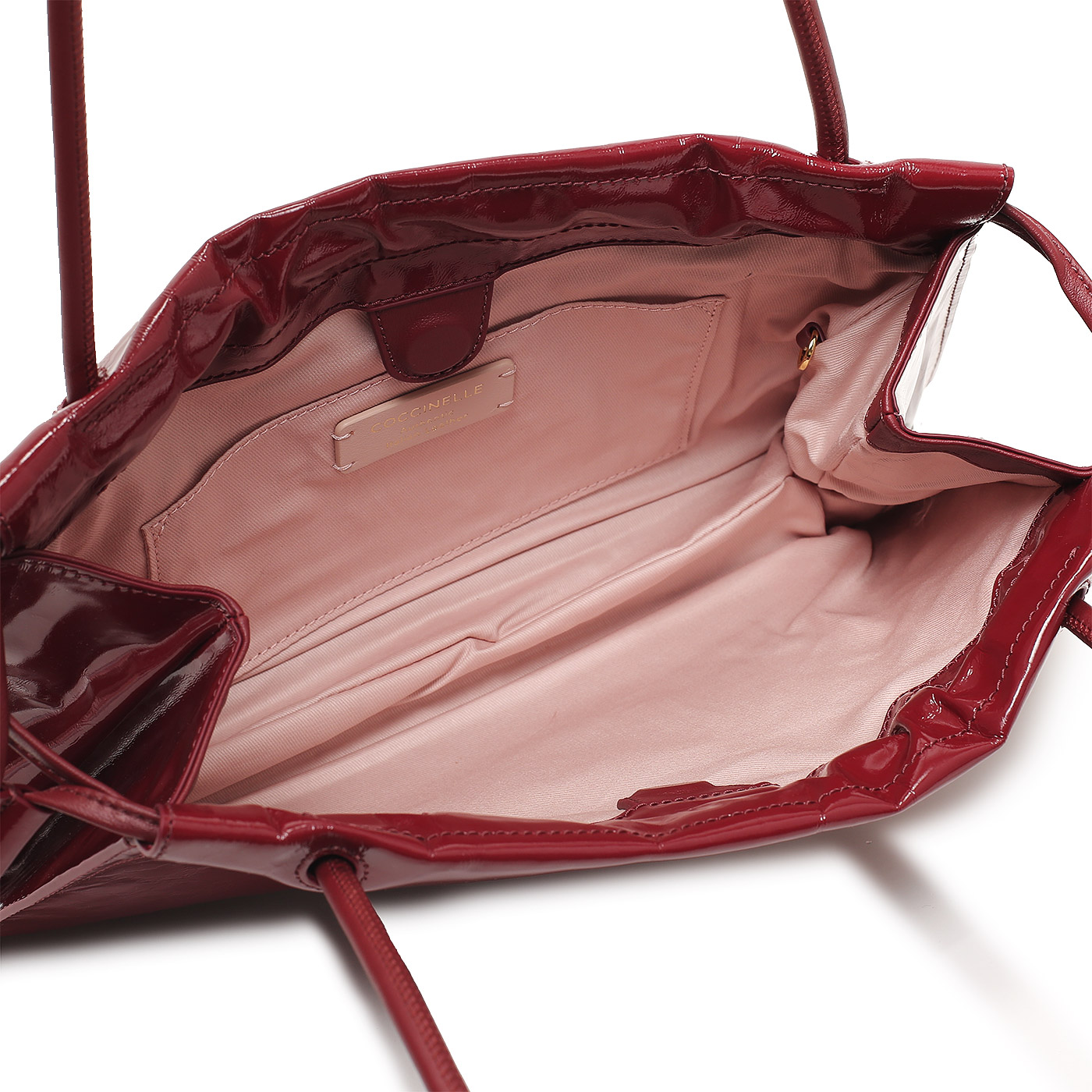 Глянцевая кожаная сумка Coccinelle CoccinelleDulse Shiny