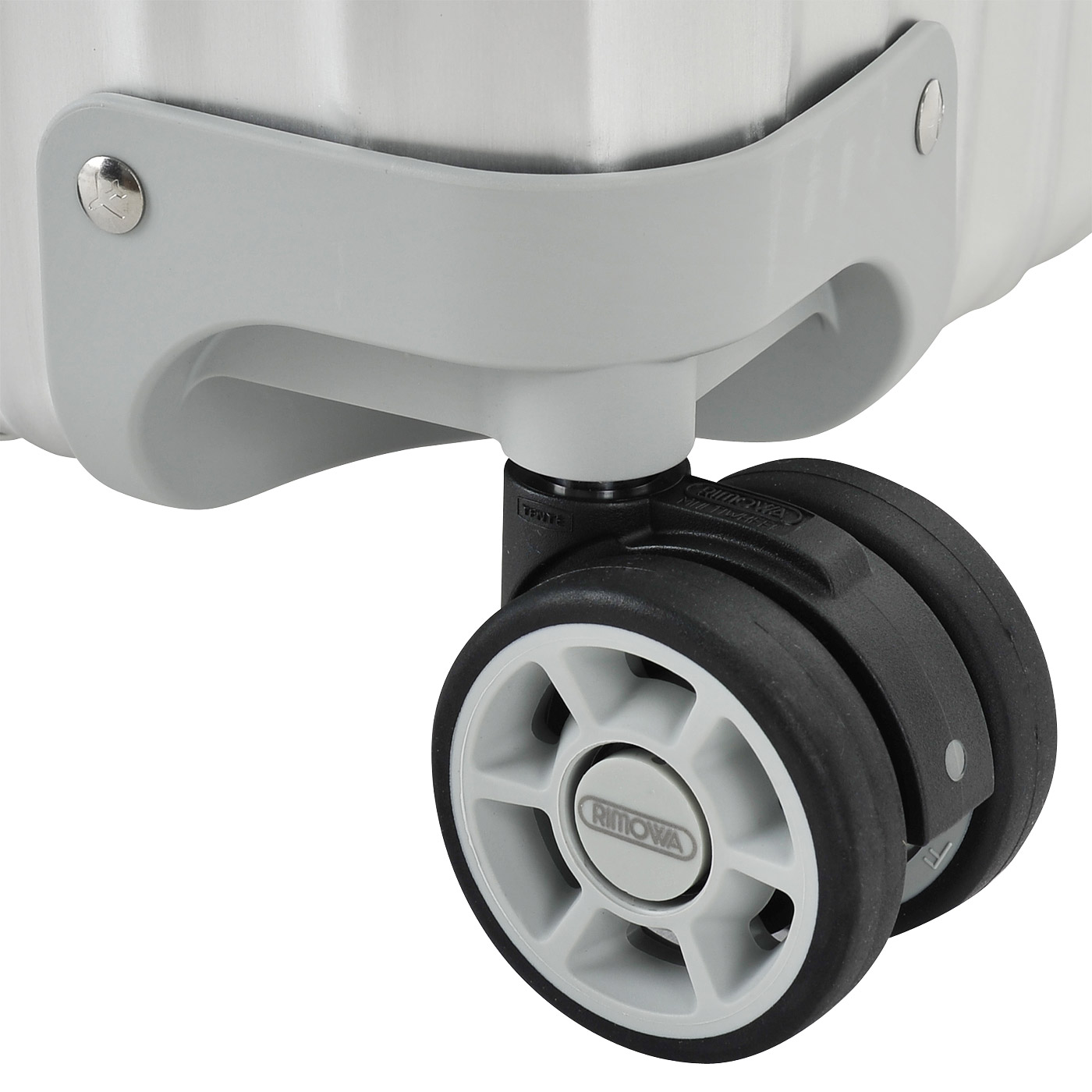 Чемодан из алюминия на колесах Rimowa Classic flight