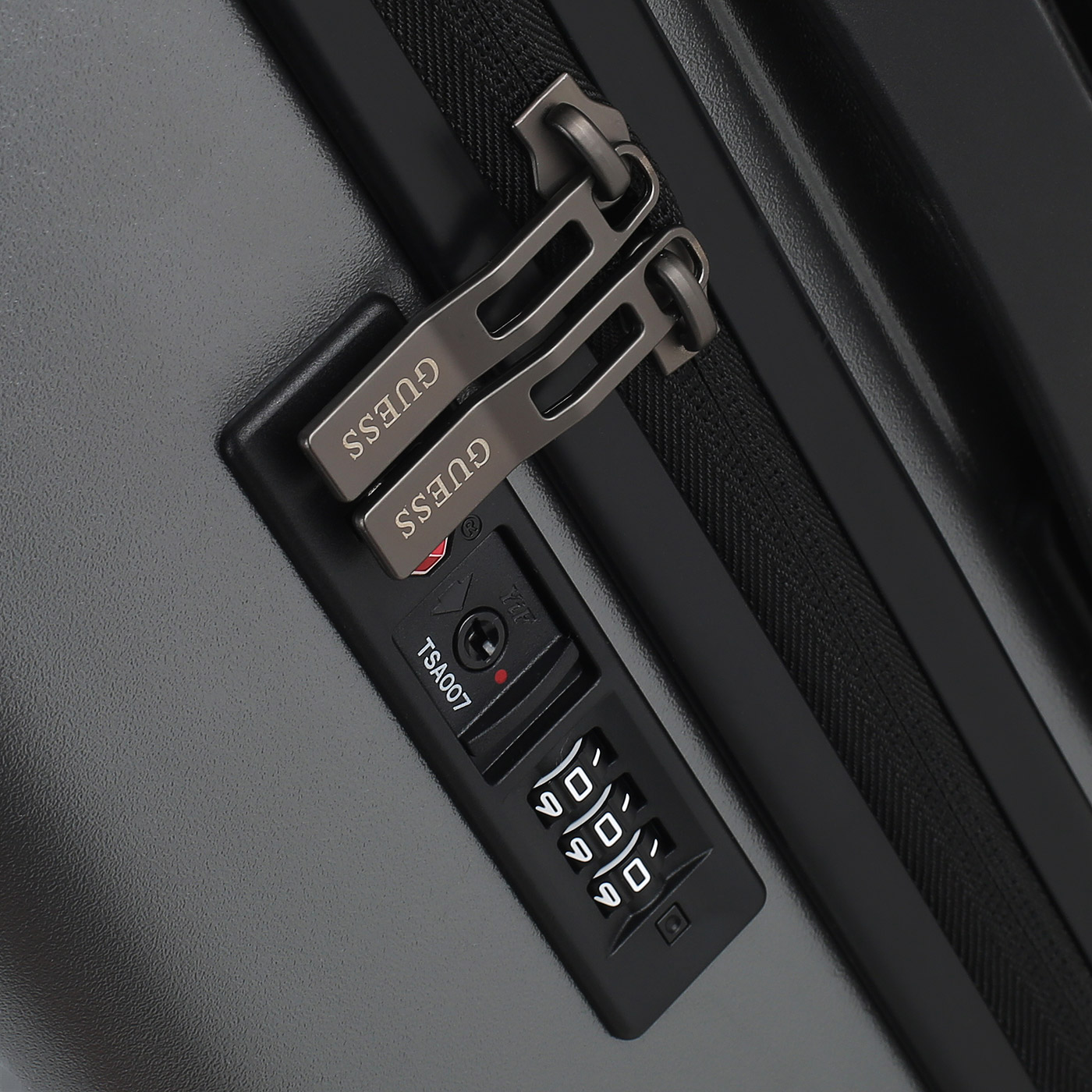 Чемодан маленький S из поликарбоната Guess Verona